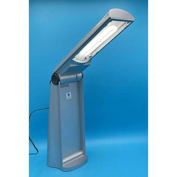 daylight brand portable fluorescent lamp With Long Cord - Picture 1 of 11